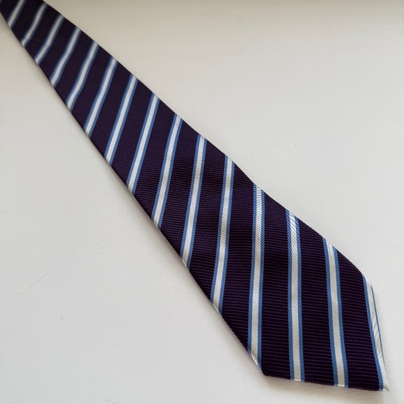 Donald Trump Neck Tie Signature Collection Silk Purple Blue White Stripe 58" NEW - Picture 1 of 8